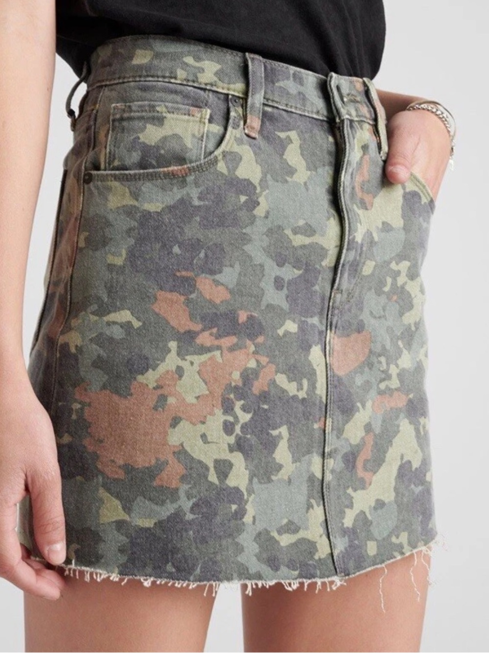 HUDSON JEANS Viper Mini Camo Skirt